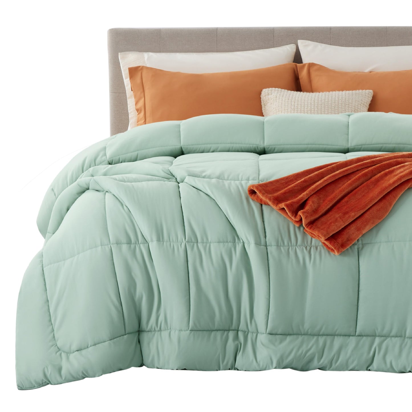 Bedsure Comforter Duvet Insert - Quilted Comforters Queen Size, All Season Duvet, GentleSoft Down Alternative Bedding Blanket, with 8 Tabs, Gifts for Women/Men, White, Queen 88 x 88 Inches