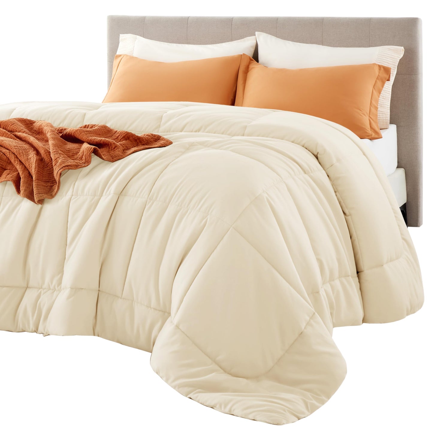 Bedsure Comforter Duvet Insert - Quilted Comforters Queen Size, All Season Duvet, GentleSoft Down Alternative Bedding Blanket, with 8 Tabs, Gifts for Women/Men, White, Queen 88 x 88 Inches