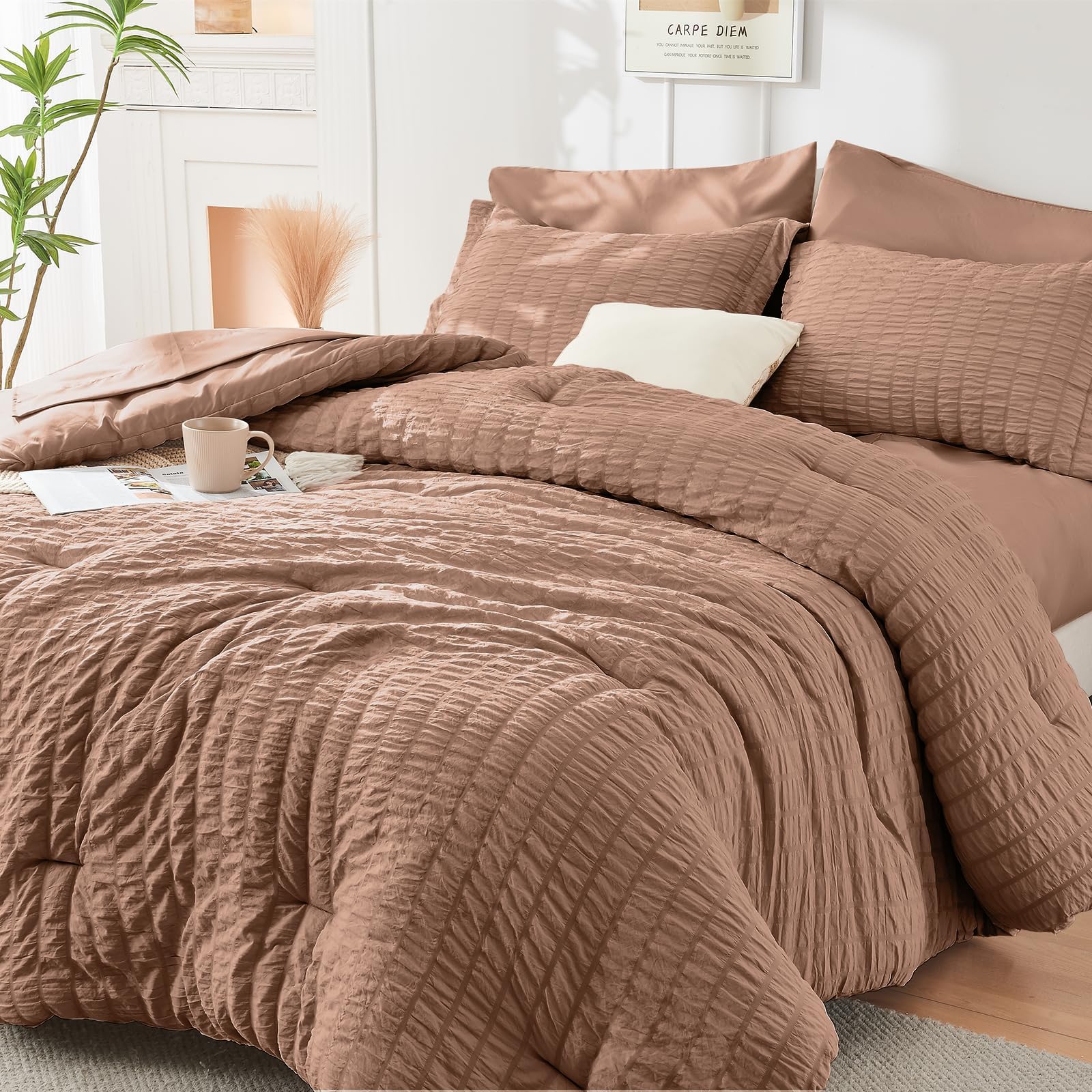HYMOKEGE Black California King Comforter Set Seersucker 7 Pieces, All Season Luxury Bed in a Bag for Bedroom, Bedding Set with Comforters, Sheets, Pillowcases & Shams