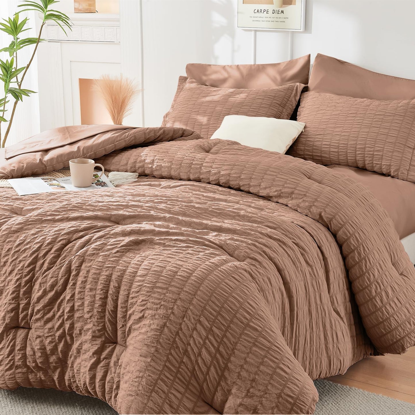 HYMOKEGE Black California King Comforter Set Seersucker 7 Pieces, All Season Luxury Bed in a Bag for Bedroom, Bedding Set with Comforters, Sheets, Pillowcases & Shams
