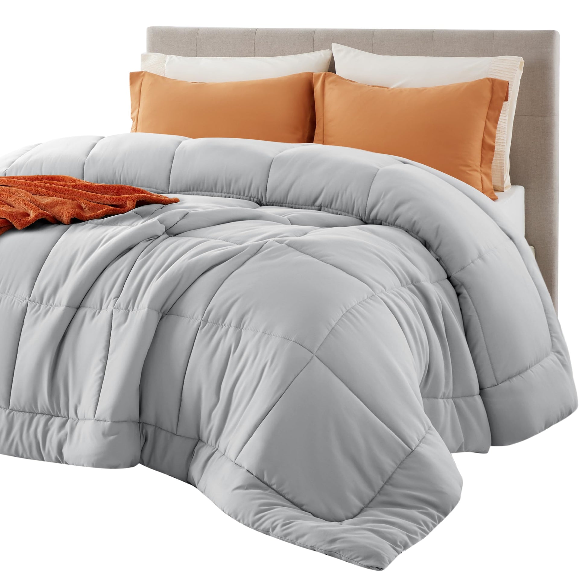 Bedsure Comforter Duvet Insert - Quilted Comforters Queen Size, All Season Duvet, GentleSoft Down Alternative Bedding Blanket, with 8 Tabs, Gifts for Women/Men, White, Queen 88 x 88 Inches