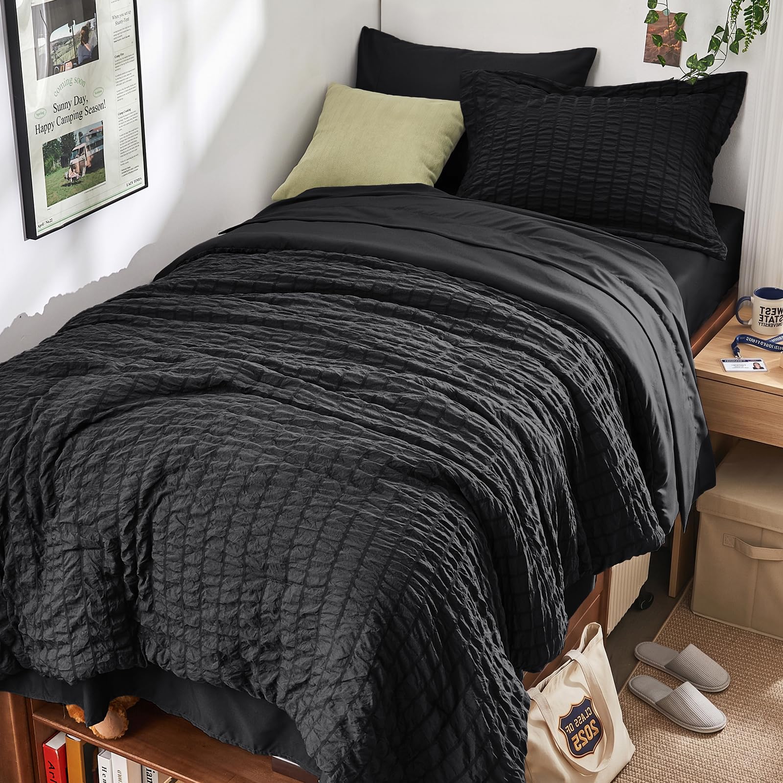 HYMOKEGE Black California King Comforter Set Seersucker 7 Pieces, All Season Luxury Bed in a Bag for Bedroom, Bedding Set with Comforters, Sheets, Pillowcases & Shams