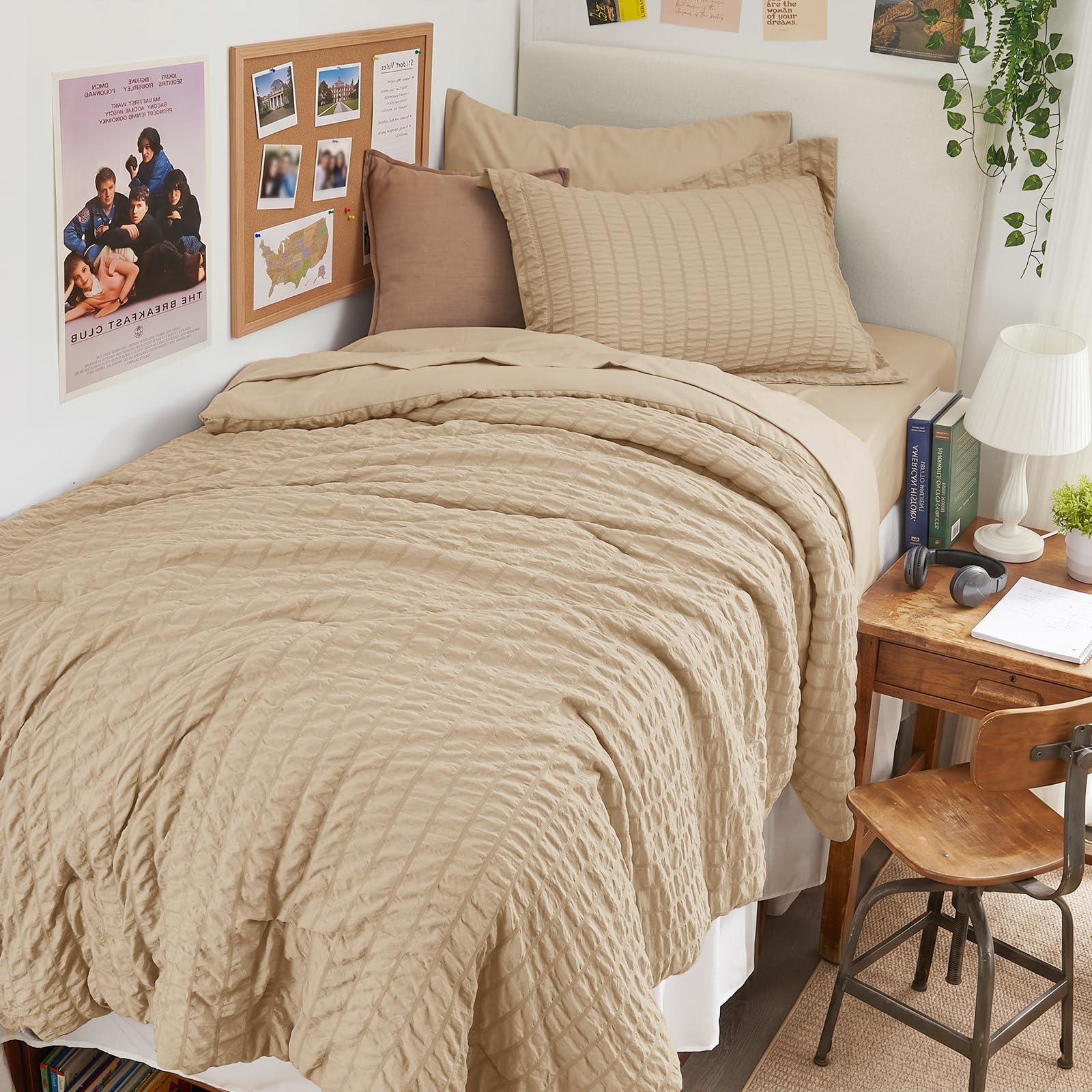 HYMOKEGE Black California King Comforter Set Seersucker 7 Pieces, All Season Luxury Bed in a Bag for Bedroom, Bedding Set with Comforters, Sheets, Pillowcases & Shams