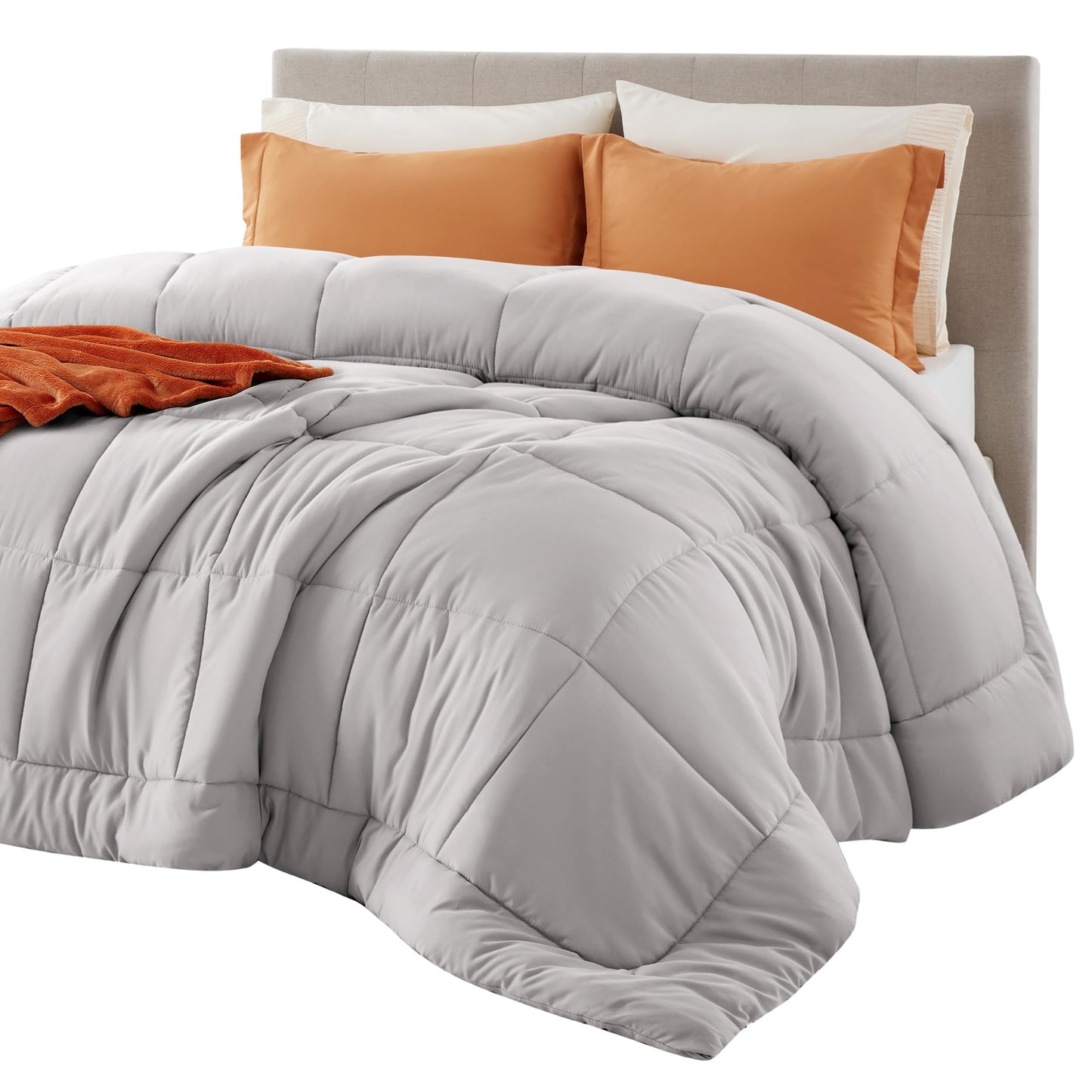 Bedsure Comforter Duvet Insert - Quilted Comforters Queen Size, All Season Duvet, GentleSoft Down Alternative Bedding Blanket, with 8 Tabs, Gifts for Women/Men, White, Queen 88 x 88 Inches