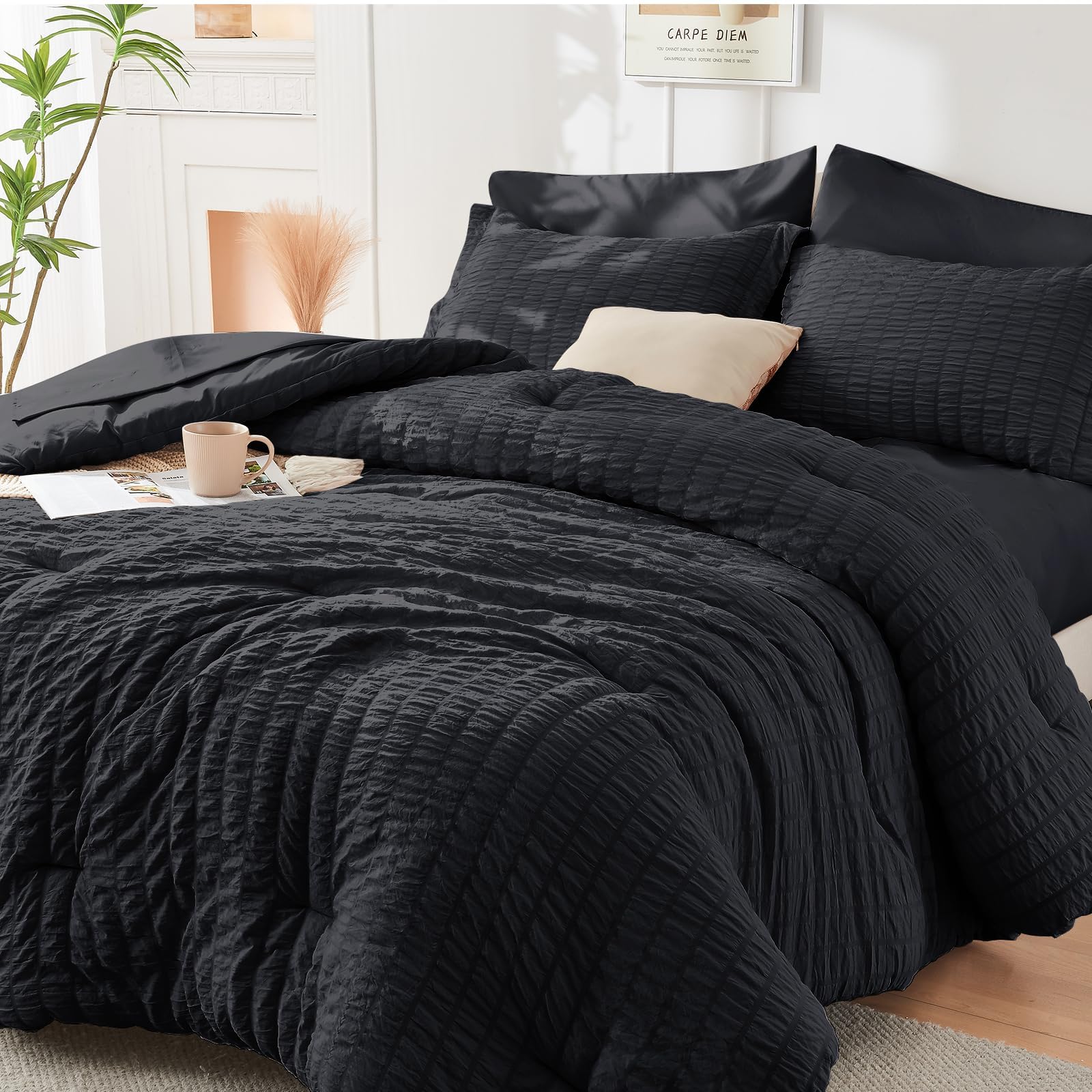 HYMOKEGE Black California King Comforter Set Seersucker 7 Pieces, All Season Luxury Bed in a Bag for Bedroom, Bedding Set with Comforters, Sheets, Pillowcases & Shams