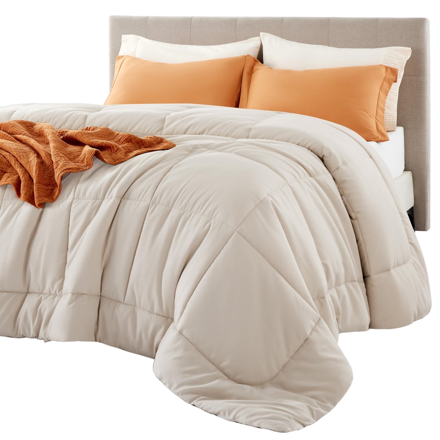 Bedsure Comforter Duvet Insert - Quilted Comforters Queen Size, All Season Duvet, GentleSoft Down Alternative Bedding Blanket, with 8 Tabs, Gifts for Women/Men, White, Queen 88 x 88 Inches