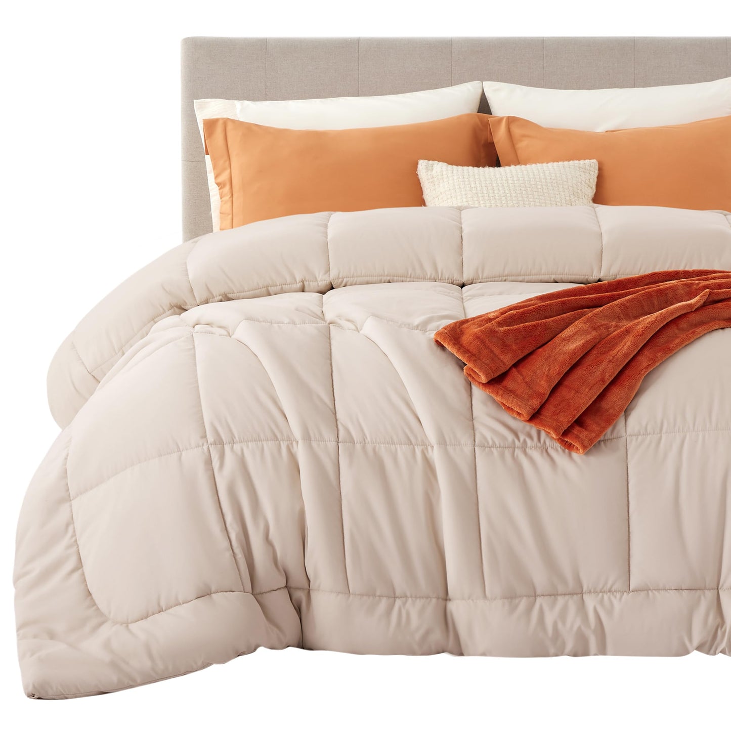 Bedsure Comforter Duvet Insert - Quilted Comforters Queen Size, All Season Duvet, GentleSoft Down Alternative Bedding Blanket, with 8 Tabs, Gifts for Women/Men, White, Queen 88 x 88 Inches