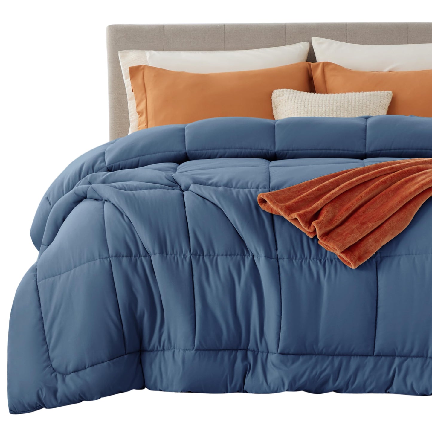 Bedsure Comforter Duvet Insert - Quilted Comforters Queen Size, All Season Duvet, GentleSoft Down Alternative Bedding Blanket, with 8 Tabs, Gifts for Women/Men, White, Queen 88 x 88 Inches