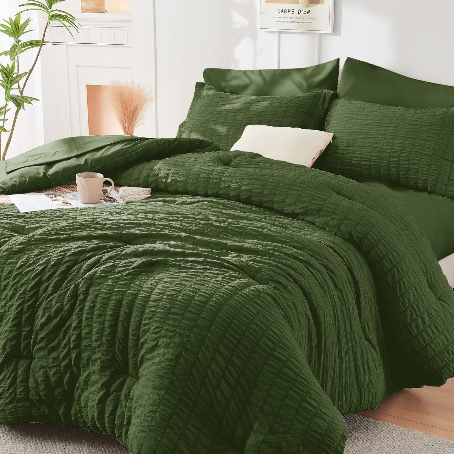 HYMOKEGE Black California King Comforter Set Seersucker 7 Pieces, All Season Luxury Bed in a Bag for Bedroom, Bedding Set with Comforters, Sheets, Pillowcases & Shams