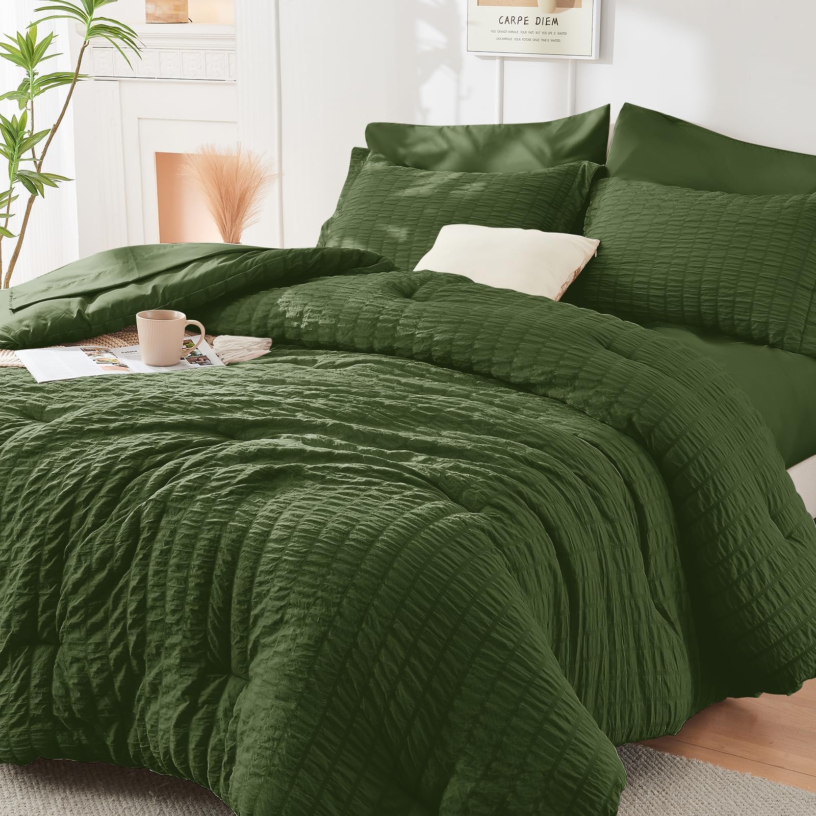 HYMOKEGE Black California King Comforter Set Seersucker 7 Pieces, All Season Luxury Bed in a Bag for Bedroom, Bedding Set with Comforters, Sheets, Pillowcases & Shams