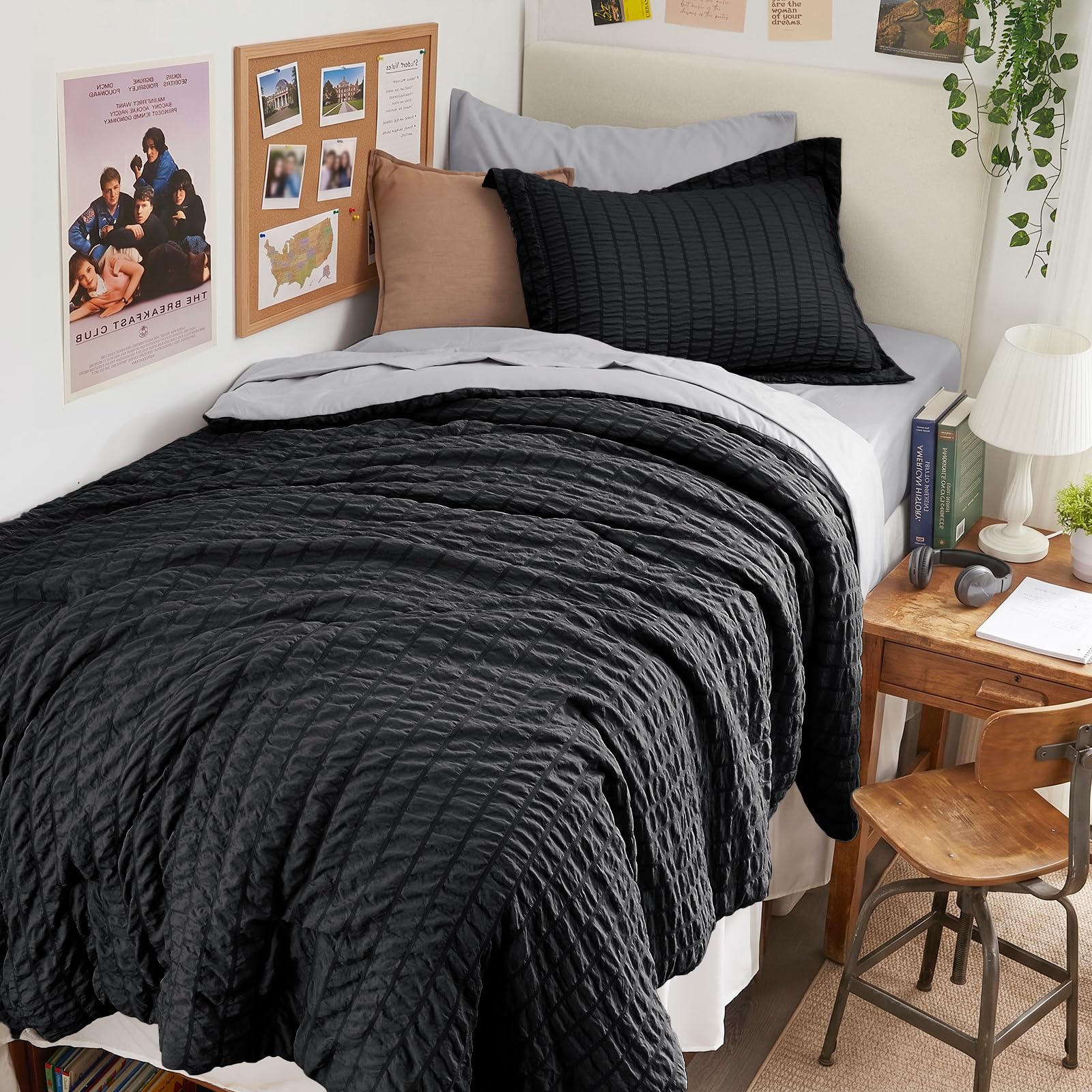 HYMOKEGE Black California King Comforter Set Seersucker 7 Pieces, All Season Luxury Bed in a Bag for Bedroom, Bedding Set with Comforters, Sheets, Pillowcases & Shams