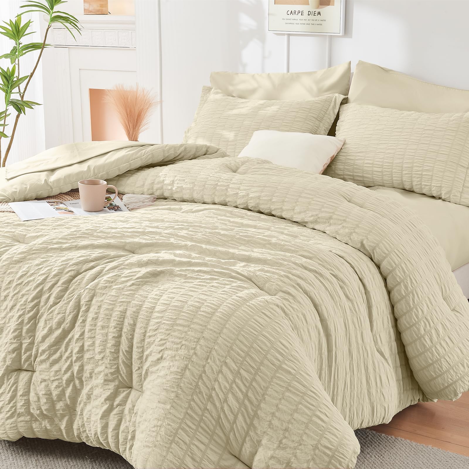 HYMOKEGE Black California King Comforter Set Seersucker 7 Pieces, All Season Luxury Bed in a Bag for Bedroom, Bedding Set with Comforters, Sheets, Pillowcases & Shams