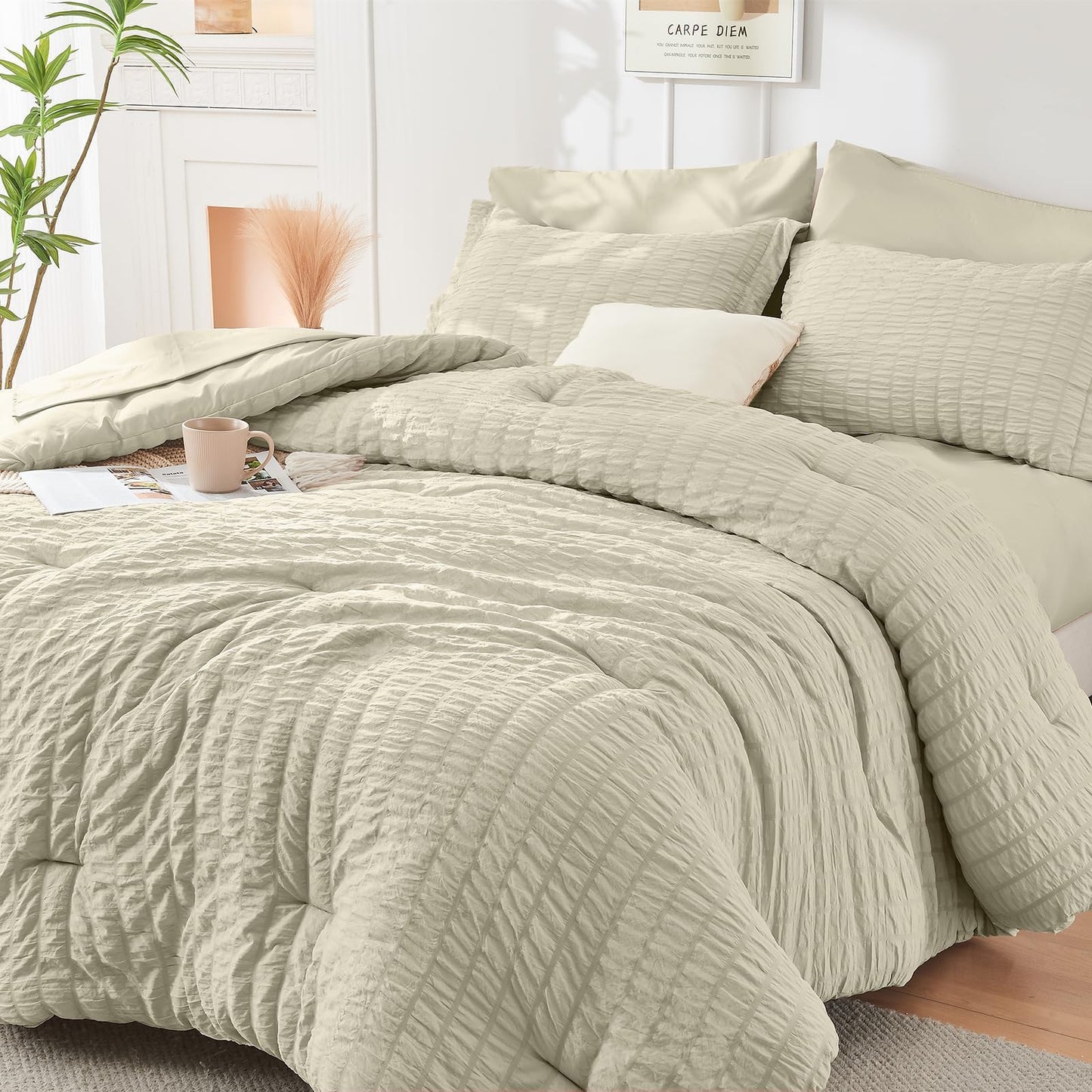 HYMOKEGE Black California King Comforter Set Seersucker 7 Pieces, All Season Luxury Bed in a Bag for Bedroom, Bedding Set with Comforters, Sheets, Pillowcases & Shams