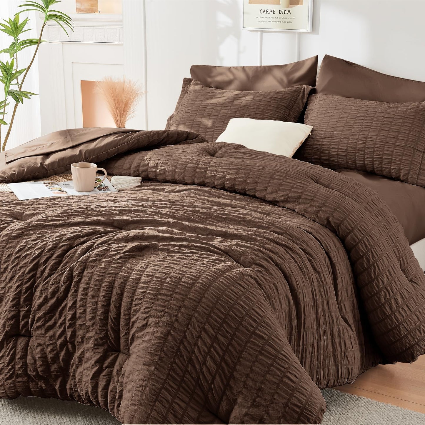 HYMOKEGE Black California King Comforter Set Seersucker 7 Pieces, All Season Luxury Bed in a Bag for Bedroom, Bedding Set with Comforters, Sheets, Pillowcases & Shams