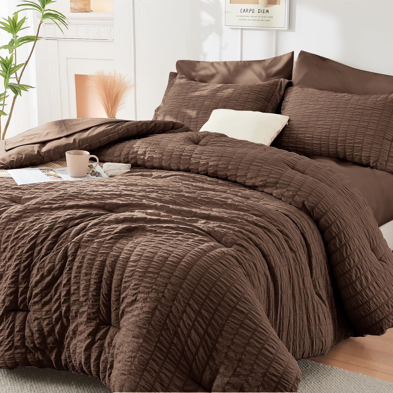 HYMOKEGE Black California King Comforter Set Seersucker 7 Pieces, All Season Luxury Bed in a Bag for Bedroom, Bedding Set with Comforters, Sheets, Pillowcases & Shams