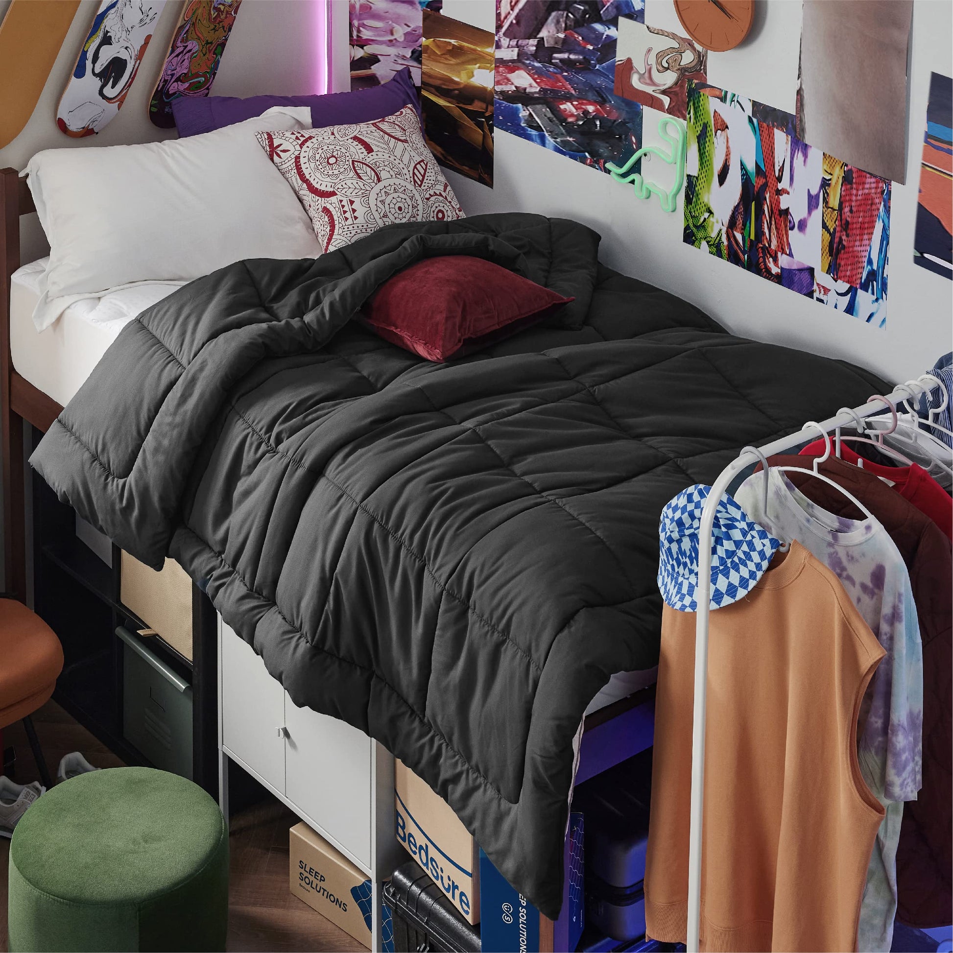 Bedsure Comforter Duvet Insert - Quilted Comforters Queen Size, All Season Duvet, GentleSoft Down Alternative Bedding Blanket, with 8 Tabs, Gifts for Women/Men, White, Queen 88 x 88 Inches